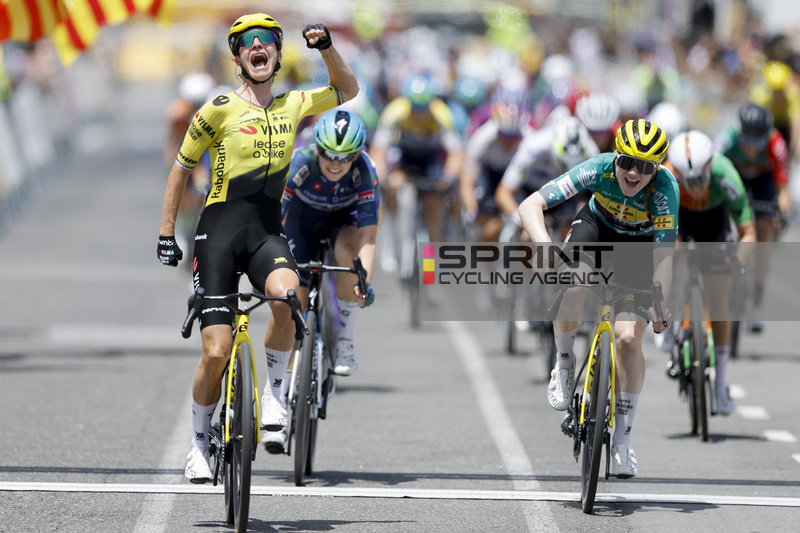 Volta Ciclista Catalunya 2026 - 50th Edition - 3rd stage - Mataró - Barcelona 111 km - 21/06/2026 - Marianne Vos (NED - Team Visma | Lease a Bike) - Nienke Veenhoven (NED - Team Visma | Lease a Bike) - photo Rafa Gomez/SprintCyclingAgency©2026
